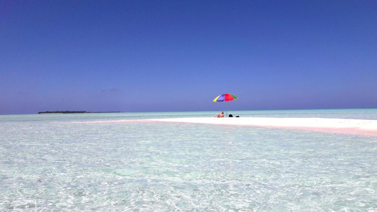 Magoodhoo Island Life Maldives Retreat & Spa מראה חיצוני תמונה